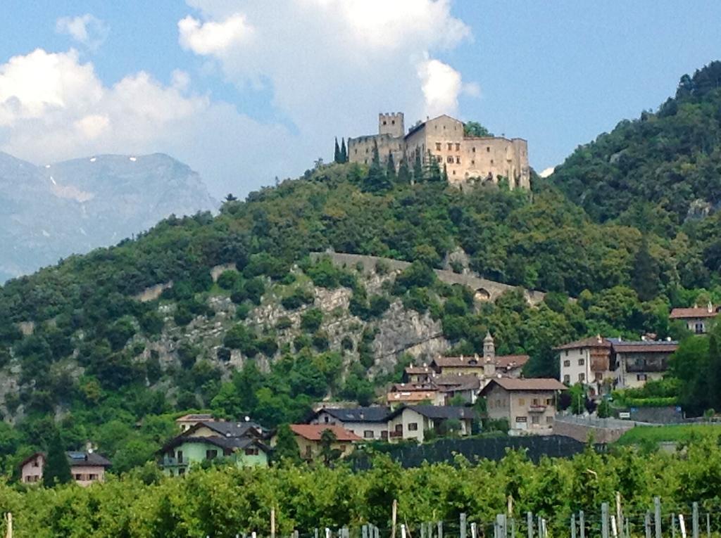 Hotel Due Laghi Padergnone エクステリア 写真